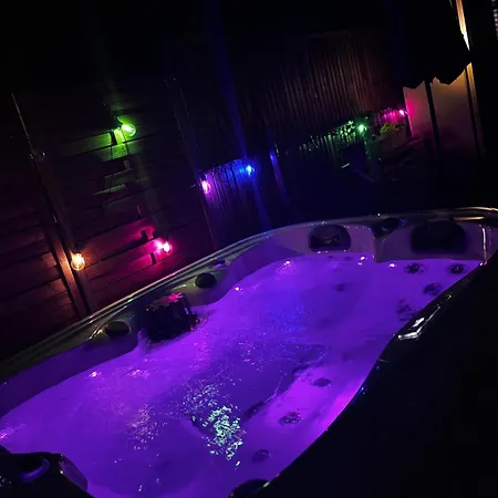 Du Sud Avec Jacuzzi Apartamento *