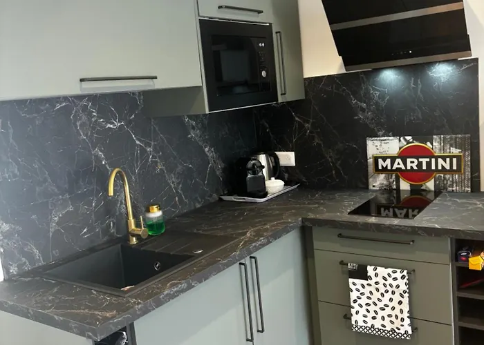 Du Sud Avec Jacuzzi Apartamento