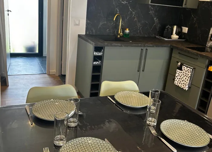 Apartamento Du Sud Avec Jacuzzi Sommières